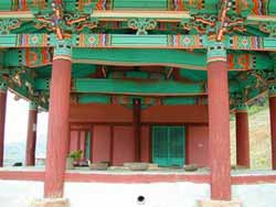 der buddhistische Tempel in Munuei / S�d-Korea